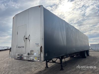 2013 Manac 10248C001 48 ft T/A Curtain Side Trailer