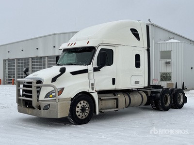 2020 Freightliner Cascadia 126 6x4 T/A Sleeper Truck Tractor