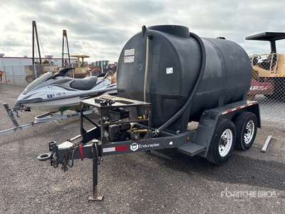 Enduraplas 1000 gal T/A Water Tank Trailer