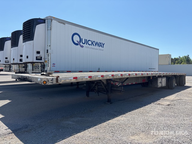 2013 Reitnouer 48 ft T/A Spread Axle Flatbed Trailer