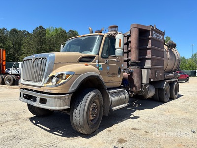 2009 International WorkStar 7600 6x4 Camion-citerne à vide