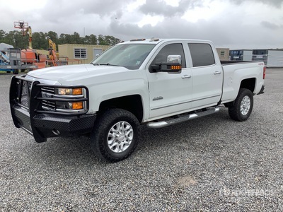 2016 Chevrolet Silverado 2500HD High Country 4x4 Crew Cab Pickup