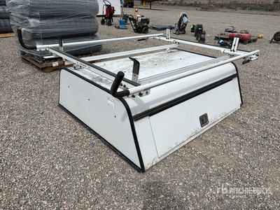 2019 Leer Truck Daszek