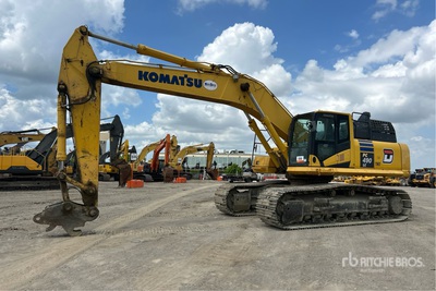 2019 Komatsu PC490LC-11 Tracked Excavator