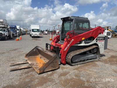 2022 Takeuchi TL12V2 Two-Speed Oruga cargadora compacta