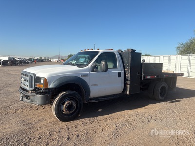 2006 Ford F-450 XL 4x4 Flatbed Truck