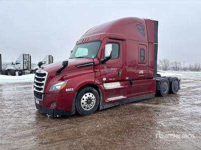 2023 Freightliner Cascadia 126 6x4 T/A Sleeper Truck Tractor