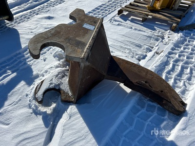 32 in Q/C Excavator Ripper