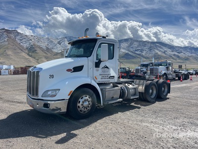 2016 Peterbilt 579 6x4 T/A Day Cab Truck Tractor