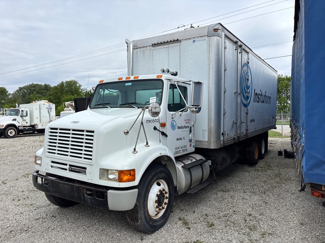 2000 International 8100 6x4 Boiler Truck