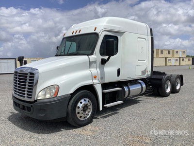 2018 Freightliner Cascadia 125 6x4 T/A Slaapcabine Trekker