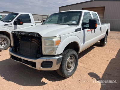 2013 Ford F-350 XL 4x4 Crew Cab بيك اب
