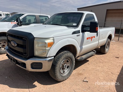 2015 Ford F-250 XL 4x4 بيك اب