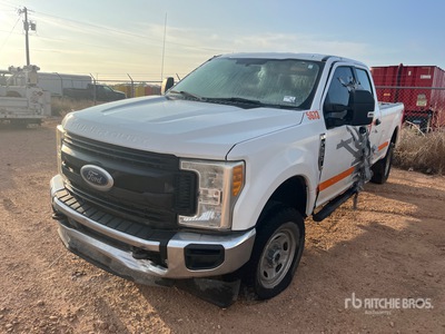 2017 Ford F-250 XL 4x4 Crew Cab Pickup