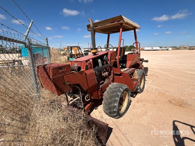 Ditch Witch 4x4 Zanjadora