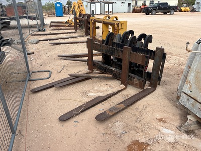 Quantity of (3) 54 in Q/C Widły do ładowarek kołowych