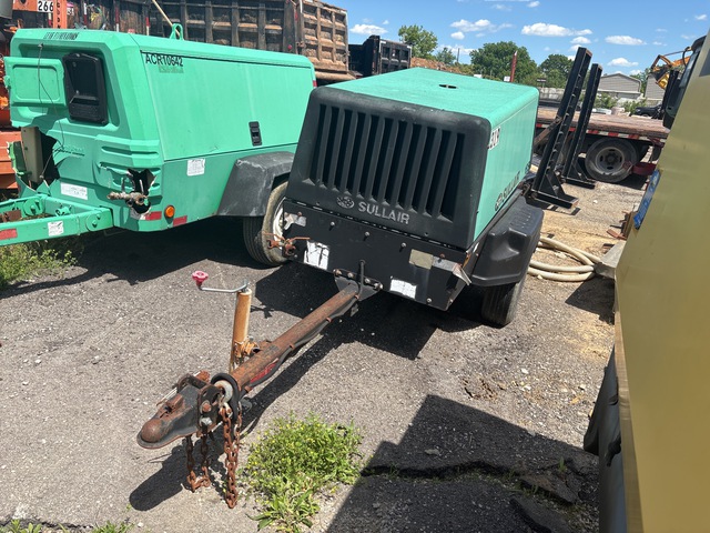 2006 Sullair 185 cfm Mobile Air Compressor 2006 Sullair 185 cfm Mobile Air Compressor