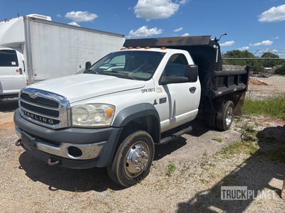 2008 Sterling Bullet 4x2 S/A Camión dumper (Inoperable)