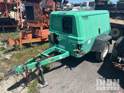 2005 Ingersoll-Rand 185 CFM 185 cfm Mobile Compresseur à air (Inoperable)
