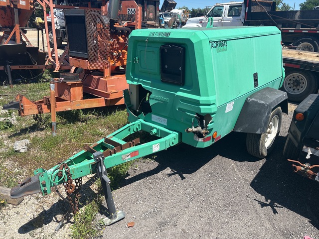 2005 Ingersoll-Rand P185WIR 185 cfm Mobile Air Compressor