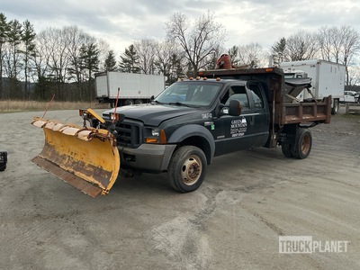 2005 Ford F-450 XL 4x4 Extended Cab w/plow and sander Snow Plow Truck