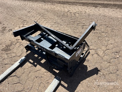 2025 ARTEER RPT-42L 42 in Forche per mini pala (Unused)