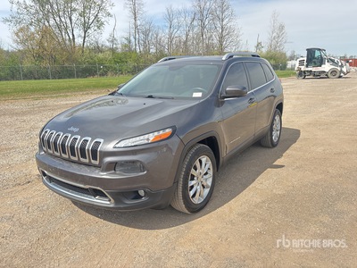 2015 Jeep Grand Cherokee 4WD を見 SUV