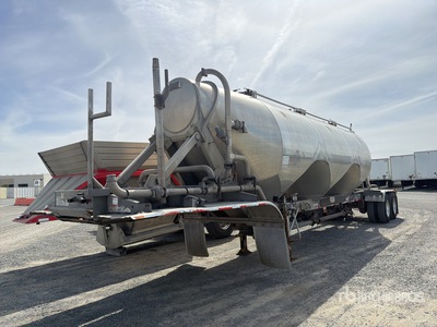 2017 Heil 1040 cft T/A Pneumatic Bulk Trailer