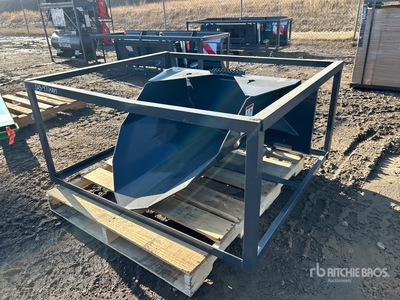 StanForge SF-TS42 42 in Spade スキッドステア用バケット (Unused)