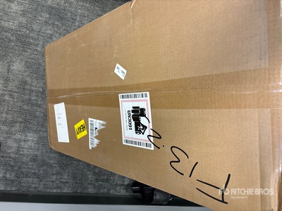 19 ft x 8 ft 10 in Steel Heavy Duty Bi-Parting Puerta de entrada (Unused)