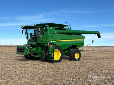 2018 John Deere S770 Combine Harvester