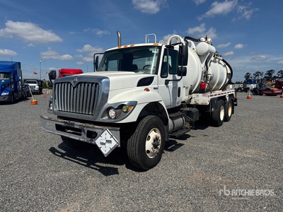 2009 International 7400 6x4 Vacuum Tanker Truck