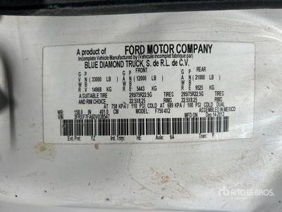 2013 Ford F-750 4x2 ダンプトラック（S/A）