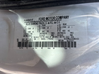 2013 Ford F-750 4x2 S/A-kiepwagen