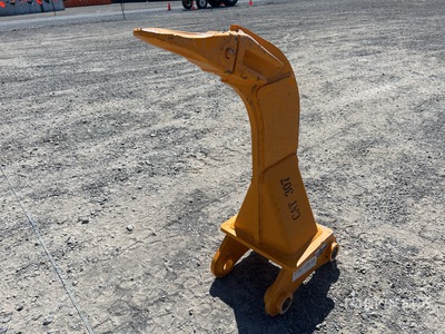 GIYI Excavator Ripper - Fits Cat 307 (Unused)