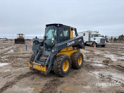 2017 John Deere 330G Kompaktlader