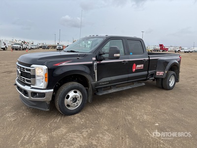 2023 Ford F-350 XLT 4x4 Crew Cab بيك اب