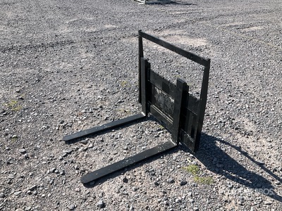 2025 GIYI XHC 29 in Mini Horquillas para Minicargador (Sin Usar) / Skid Steer Forks (Unused)