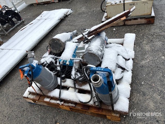 Quantity of (4) Flygt 3068 Water Pump