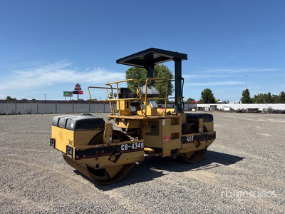 1995 Cat CB434B Double Drum Roller