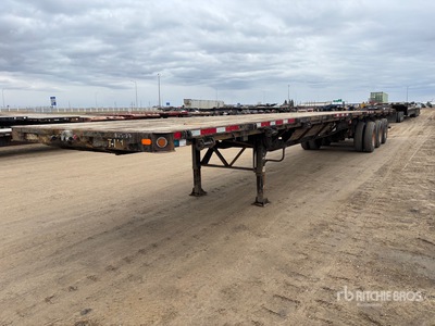 2006 Manac 53 ft Tri/A Flatbed Trailer
