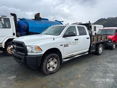 2014 Dodge 3500 4x4 Crew Cab Autocarro cassone fisso