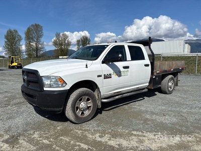 2014 Ram 3500 4x4 Crew Cab Ciężarówka z płaską platformą