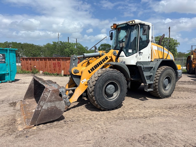 2017 Liebherr L546 Wheel Loader