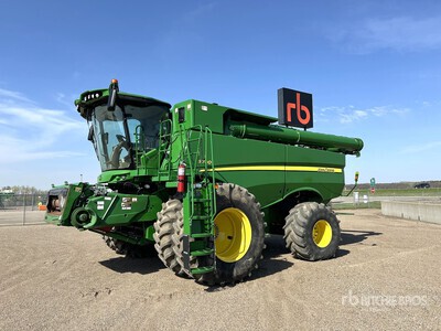 2020 John Deere S780 Combine Harvester
