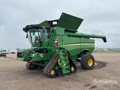2022 John Deere S780 4x4 Maaidorser