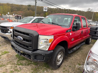 2011 Ford F-250 XL 4x4 Crew Cab Pickup