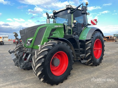 2019 Fendt 824 Vario 4WD Tractor
