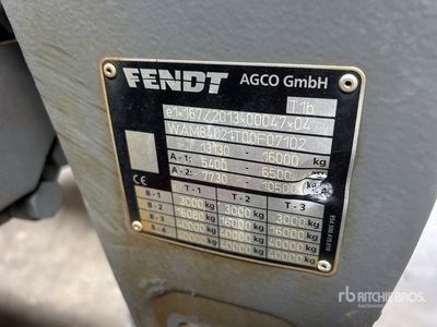 2019 Fendt 824 Vario 4WD Tractor