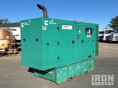 2018 Cummins C110D5 110 kVA Mobile مولد
